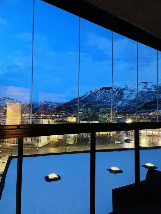 New Magnificent View Apartment Near The Centre Tromsø Esterno foto